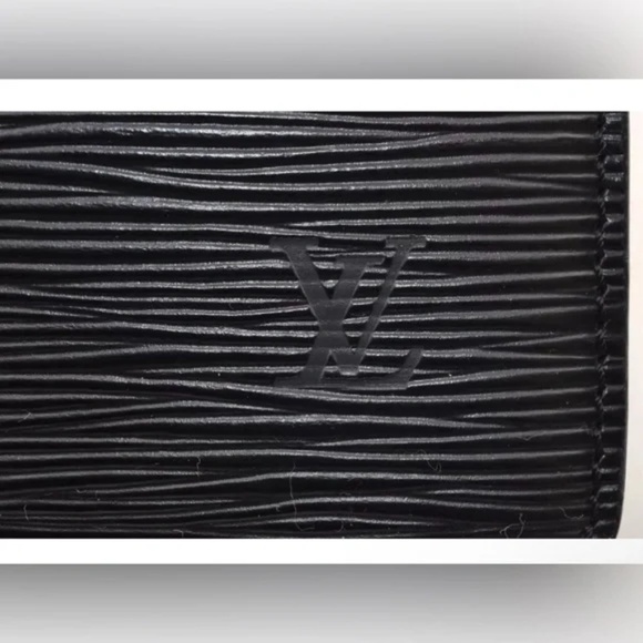 Louis Vuitton Epi Pochette Homme Black Vintage Clutch EUC - Picture 12 of 17
